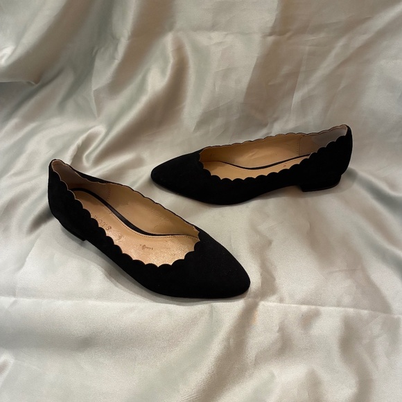 Talbot’s Gently Worn Black Suede Scalloped Edge Flat Size 7W Very Good Condition - Picture 1 of 14